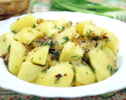 Запеченный в фольге картофель