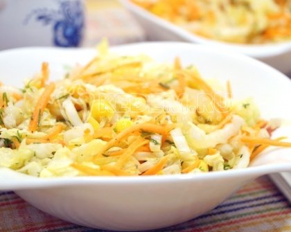 Салат с пекинской капустой и кукурузой